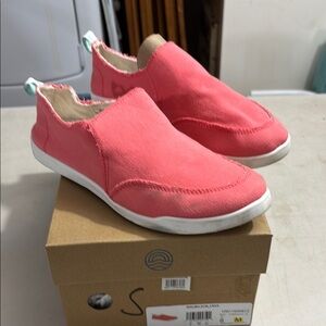 Vionic Coral Slip-On Sneakers